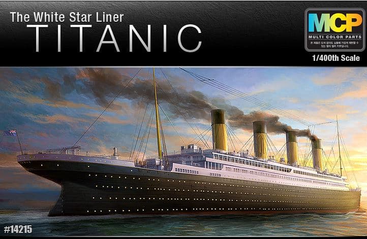 Academy 1_400 The White Star Liner TITANIC Plastic Model Kit